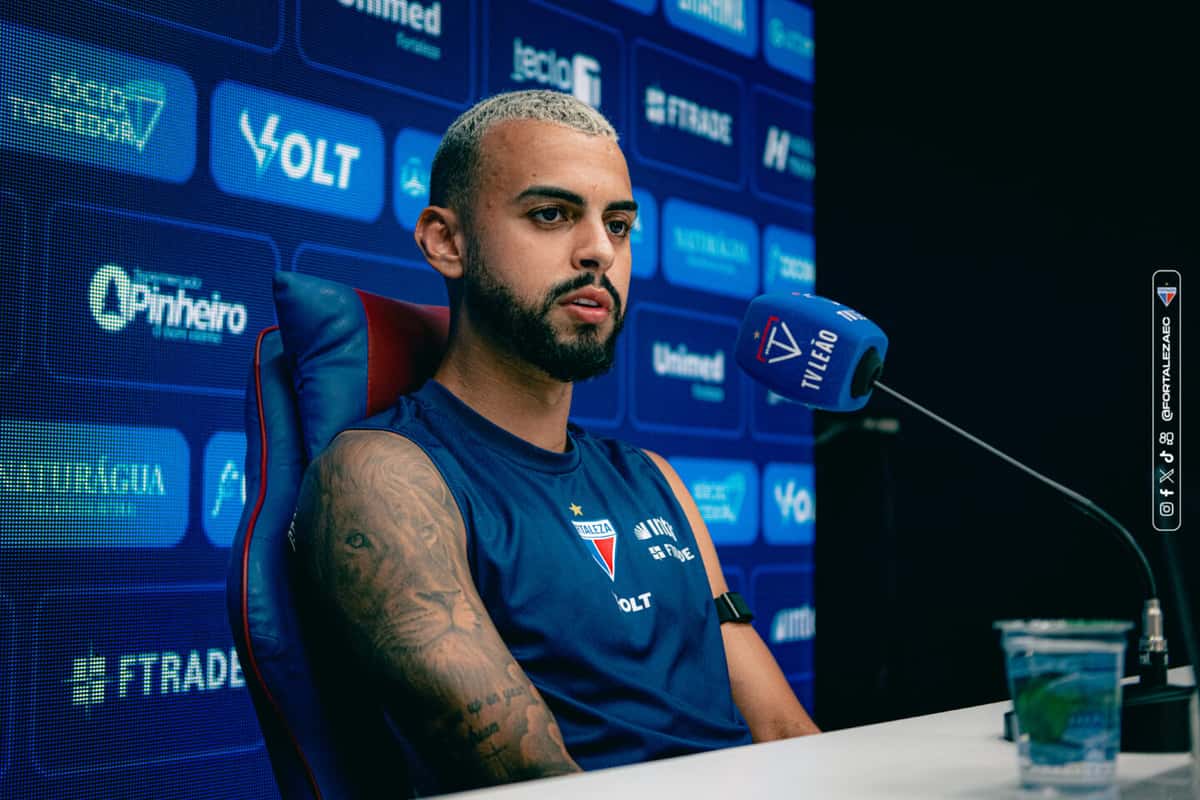 STJD pune Thiago Carpini e Pierre após expulsões em jogo do Fortaleza contra o Avaí; treinador já cumpriu suspensão